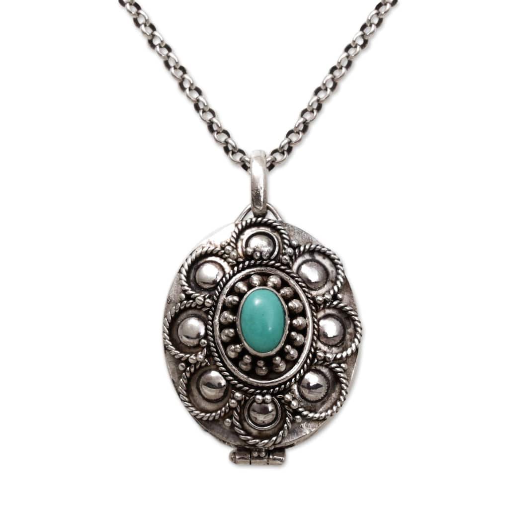 NOVICA Island Bloom, Sterling silver locket necklace