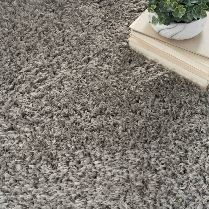 Nourison Lush Shag Contemporary Solid Shag Area Rug
