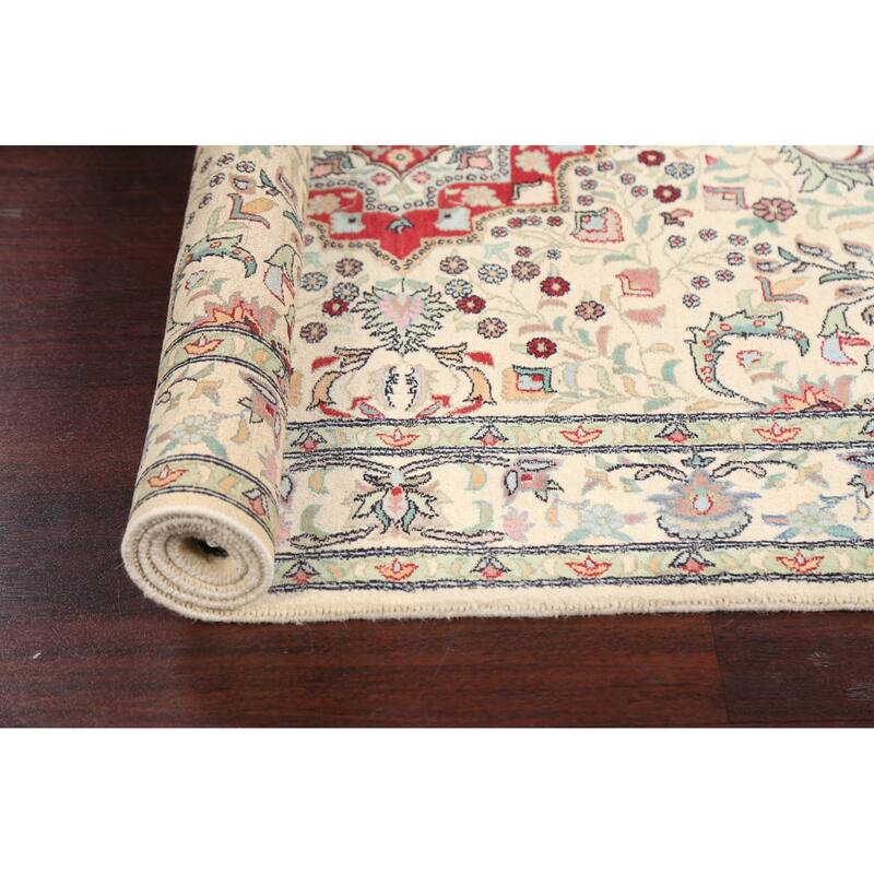 Wool/ Silk Vegetable Dye Tabriz Area Rug Hand-knotted Oriental Carpet - 4'2" x 6'1"