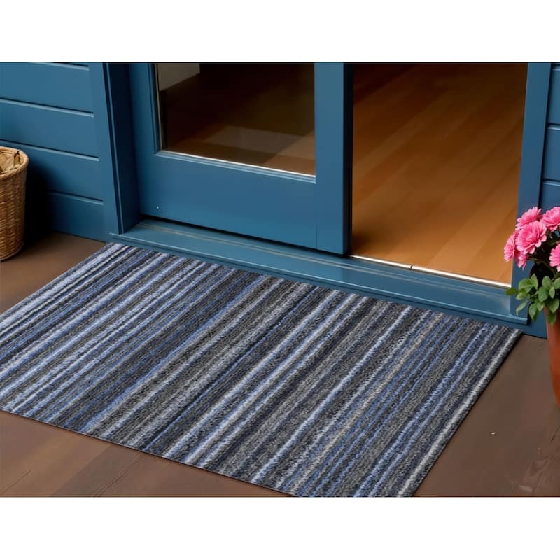 HomeRoots Striped Transitional Rectangle Outdoor Rug - 3' x 5'