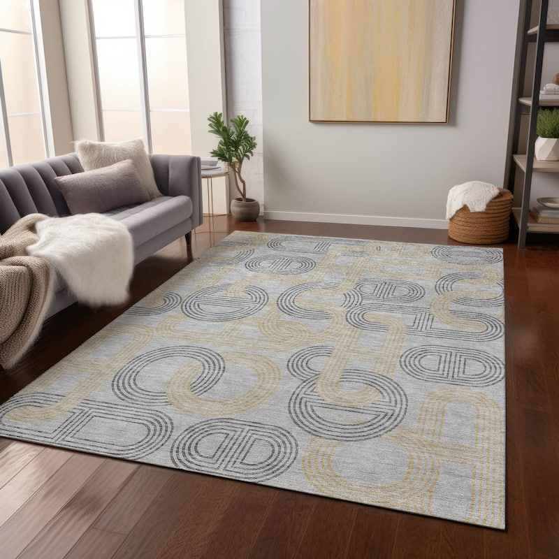 Machine Washable Indoor/ Outdoor Contemporary Geo Chantille Rug