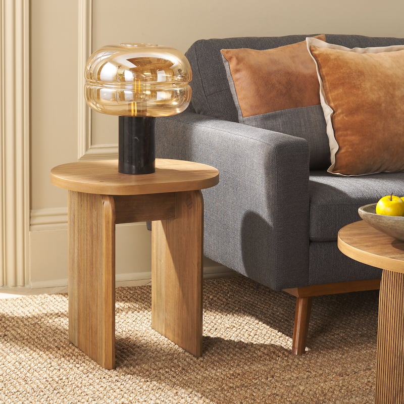 SAFAVIEH Dorothea Ribbed Accent Table - 18.1 In. W x 15.7 In. D x 20 In. H - 18Wx16Dx20H