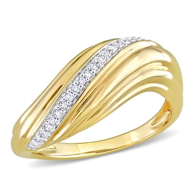 Miadora 1/10ct TDW Diamond Curved Wave Ring in 14k Yellow Gold