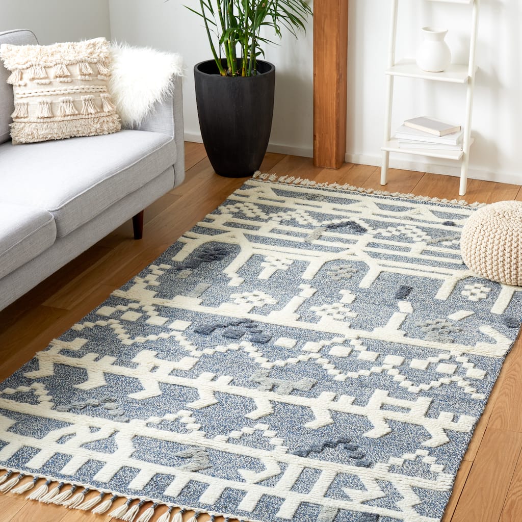 SAFAVIEH Hand-Knotted Casablanca Shag Liliya Wool Tassel Rug