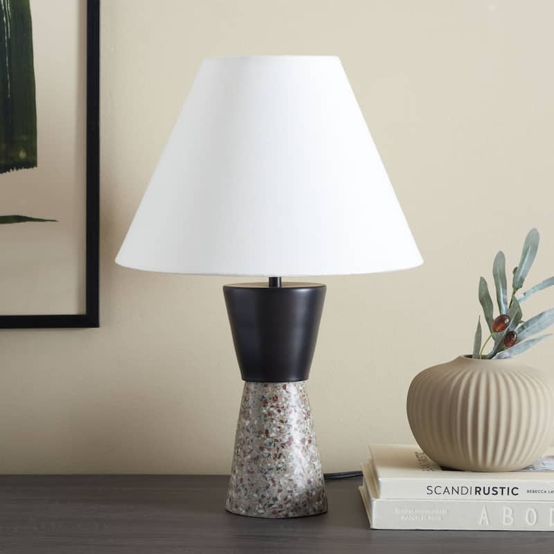 SAFAVIEH Lighting Callie 18-inch Table Lamp - 12"W x 12"D x 18H - Grey Terrazzo/Black