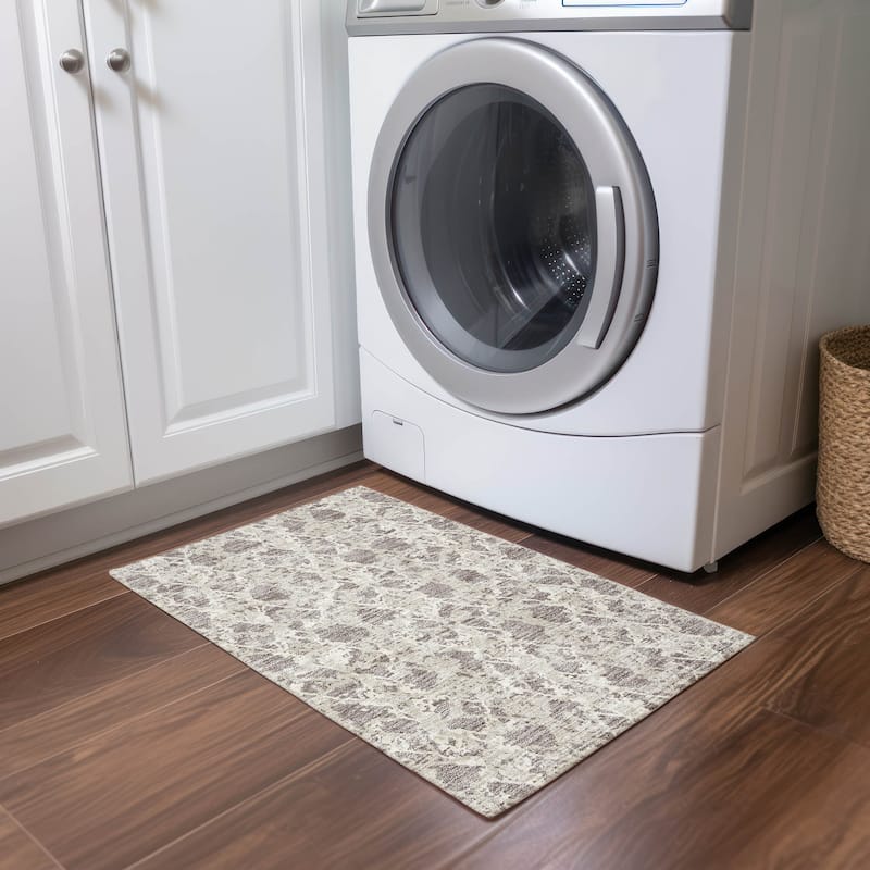 Machine Washable Indoor/ Outdoor Abstract Modern Chantille Rug