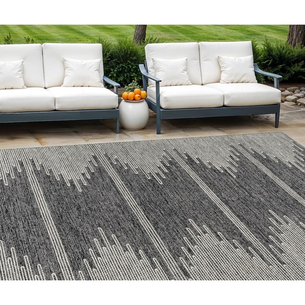 HomeRoots Abstract Transitional Rectangle Outdoor Rug