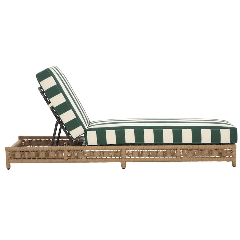 SAFAVIEH Outdoor Living Callan Lounger - 75"W x 26"D x 13"H