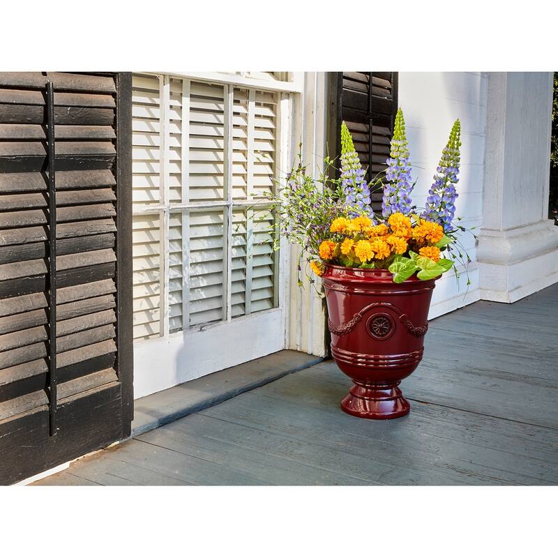 Southern Patio Porter Resin Urn Planter