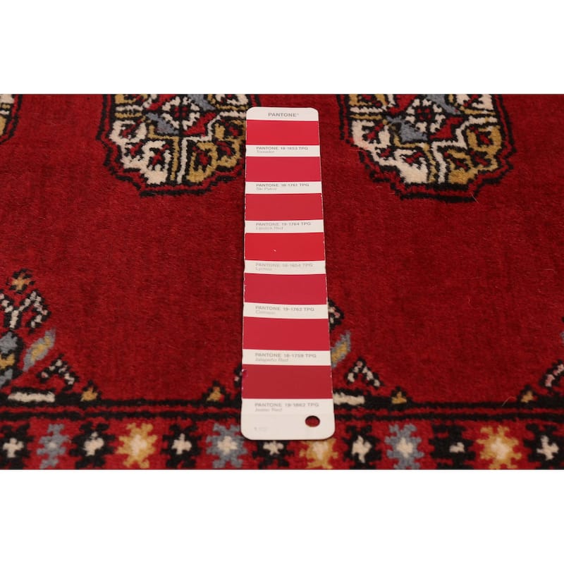 ECARPETGALLERY Hand-knotted Peshawar Bokhara Red Wool Rug - 6'9 x 10'7