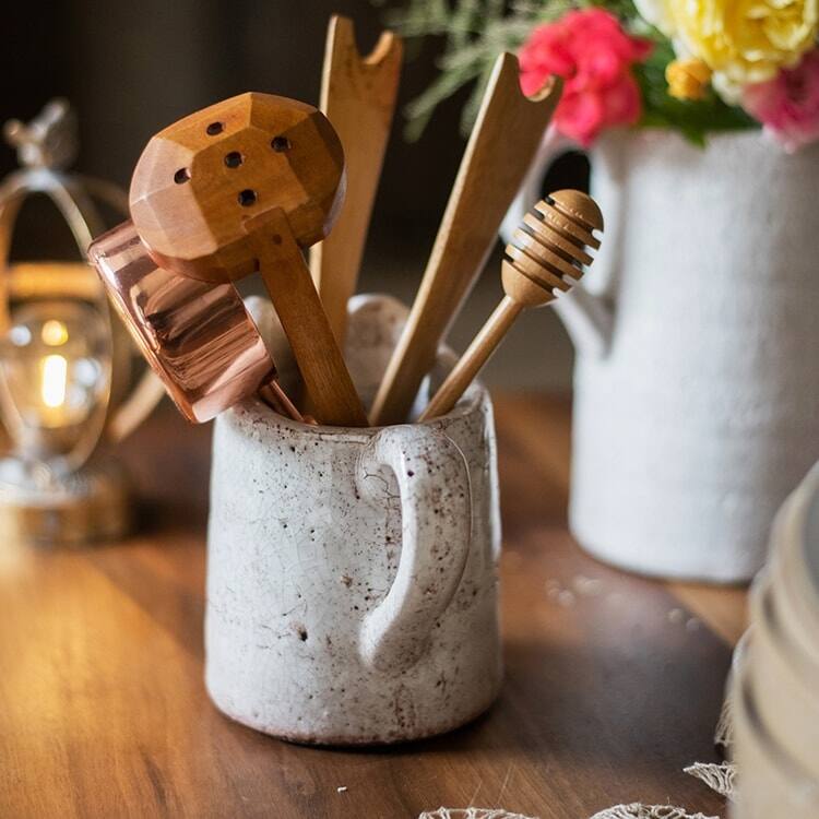 RusticReach Country Style Crackle Glaze Ceramic Vase Jar