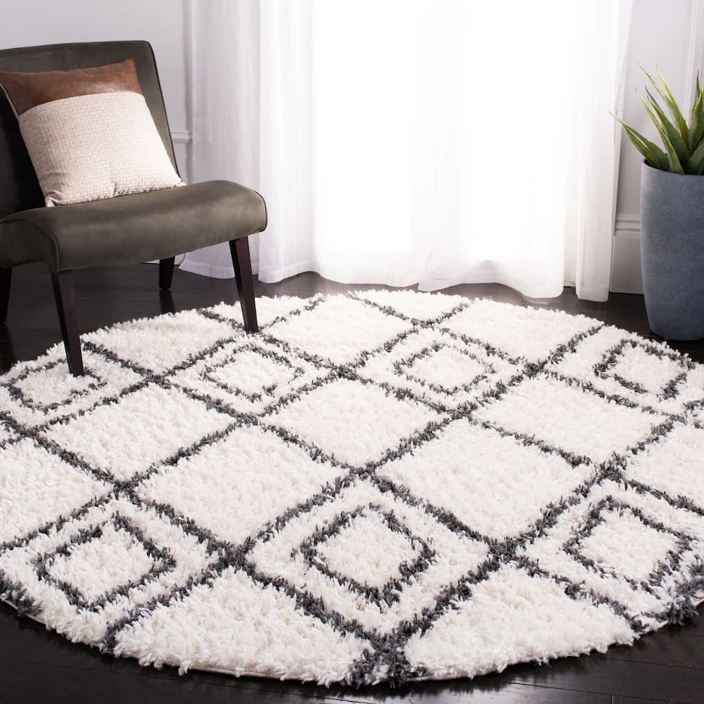SAFAVIEH Moroccan Tassel Shag Lilyan 1.5-inch Thick Rug