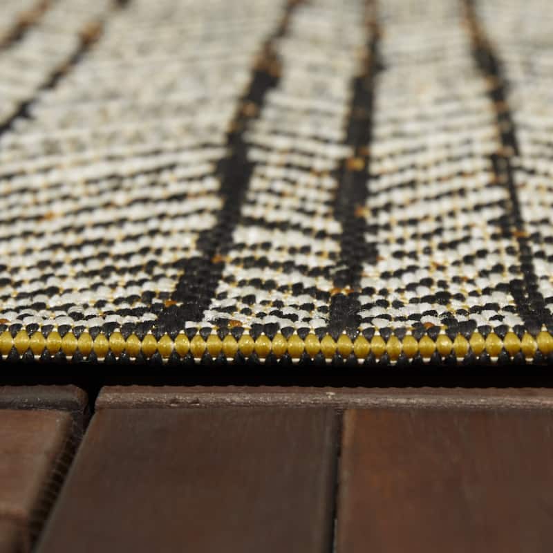 Yates Contemporary Indoor/Outdoor Area Rug