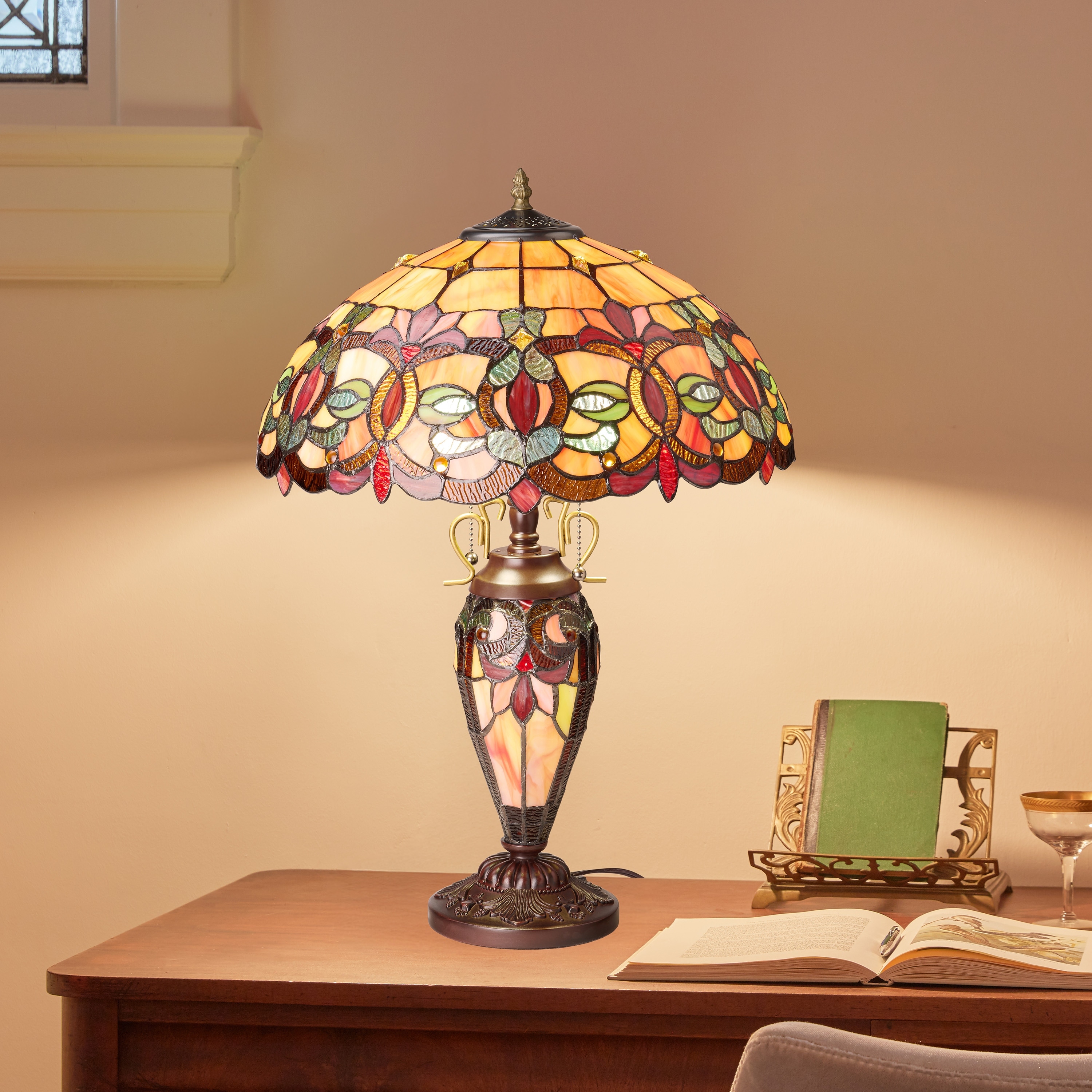 River of Goods Winslow Victorian Double Lit Tiffany-Style Stained Glass Dome Shade 24.5-Inch Table Lamp