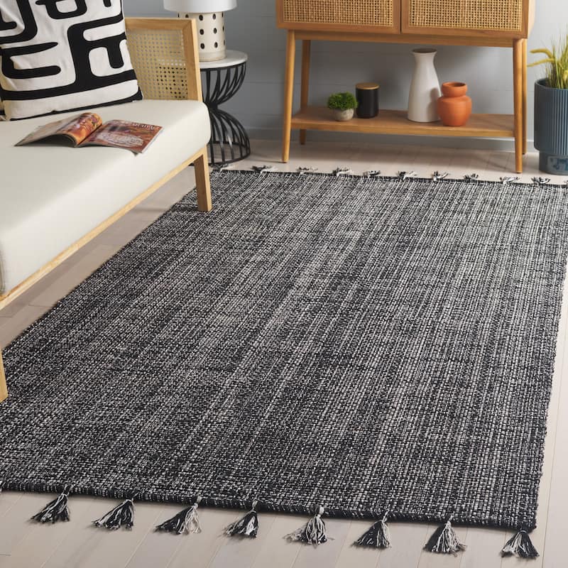 SAFAVIEH Hand-Woven Montauk Neacsa Casual Cotton Rug - 4' x 6' - Black