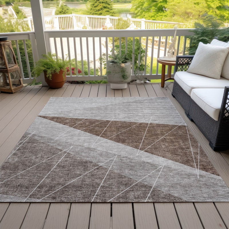 Machine Washable Indoor/ Outdoor Chantille Modern Prism Rug