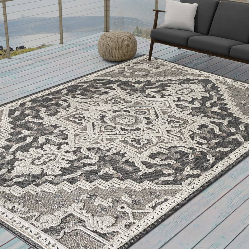 Nautica Indoor/Outdoor Modern Geometric Gray High-Low Rug
