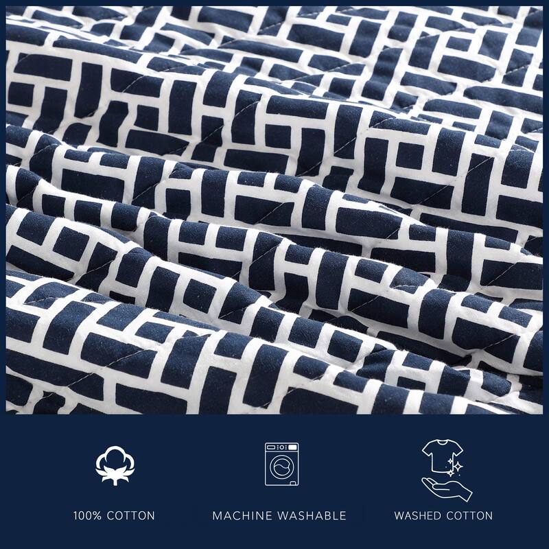 Nautica Lockridge Printed Motifs With Solid Reverse Cotton Quilt (Navy, 3 Piece Set)