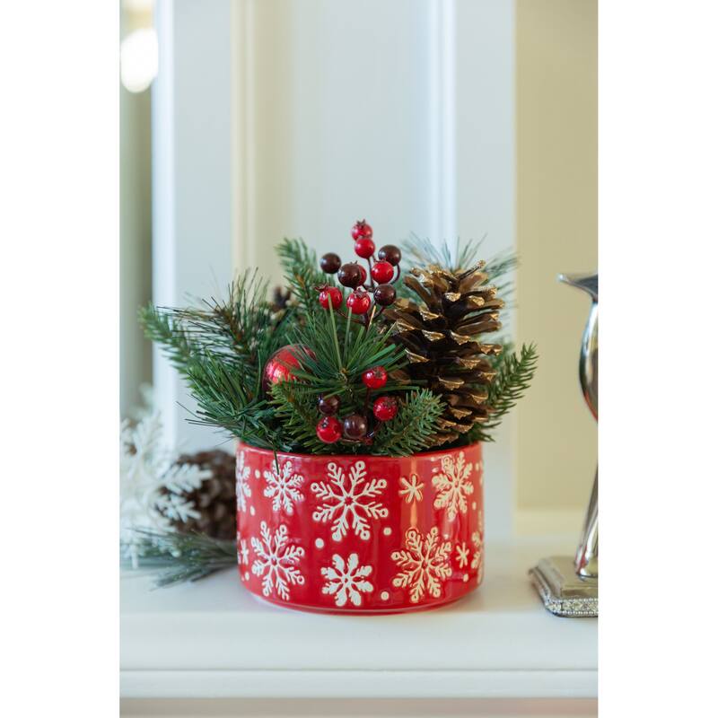 Xmas Mix in 5" Red Snowfrakes Ceramic