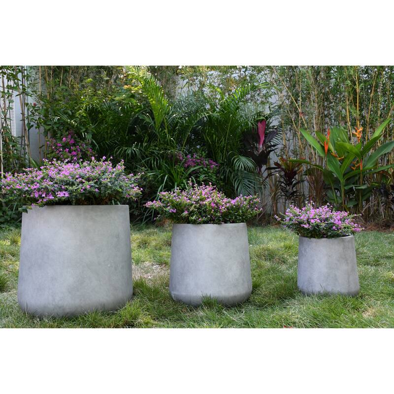 Durx-litecrete Lightweight Concrete Footed Tulip Light Grey Planter Set of 3: 16.5x16.5x17.3, 13x13x13.4, 9.4x9.4x10.6in