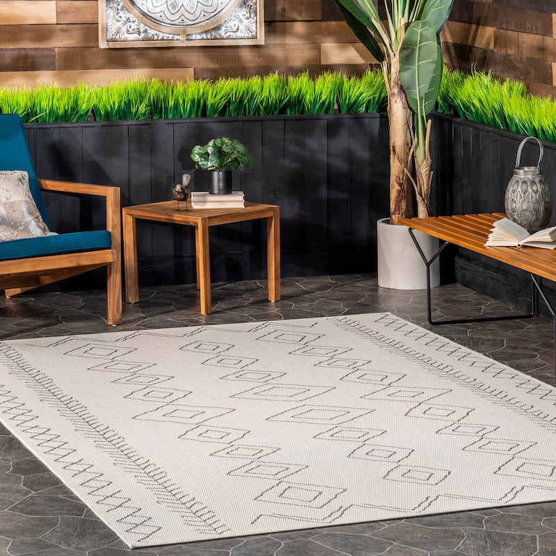 Nuloom Serna Moroccan Indoor/Outdoor Area Rug - 5'3" x 7'6" - Ivory
