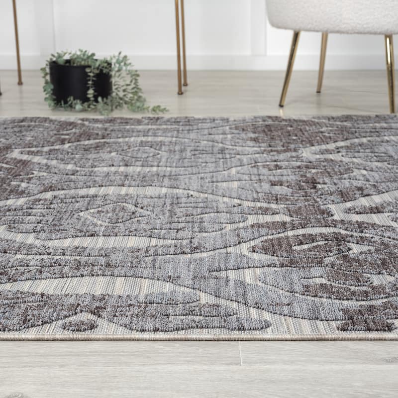Sevita Blue/Gray Damask PET Yarn Indoor/Outdoor Area Rug