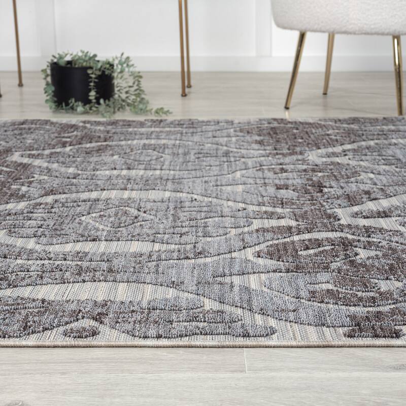 Wron Blue/Gray Ikat Geometric Indoor/Outdoor Area Rug by Sevita