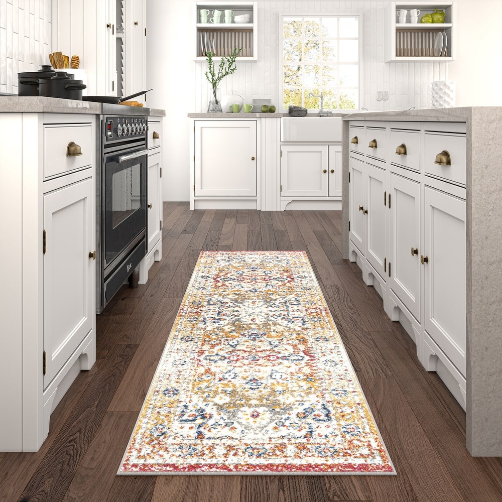 Chesney Bohemian & Eclectic Medallion Indoor Area Rug