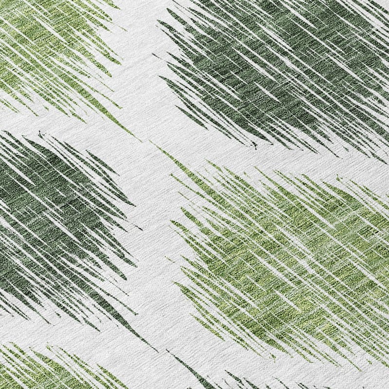 Machine Washable Indoor/ Outdoor Chantille Contemporary Geo Rug