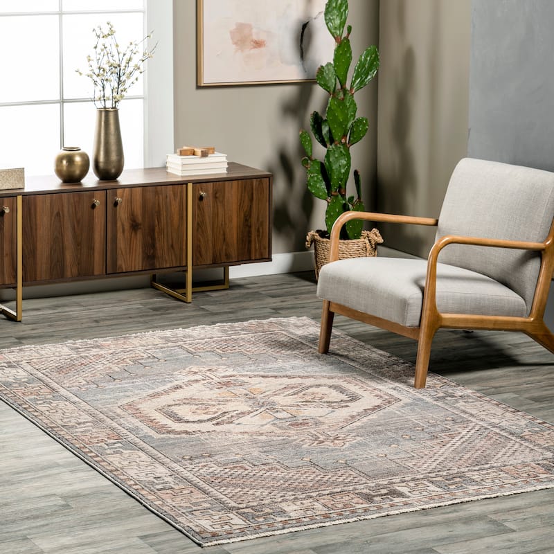 Nuloom Zelie Traditional Medallion Fringe Area Rug.