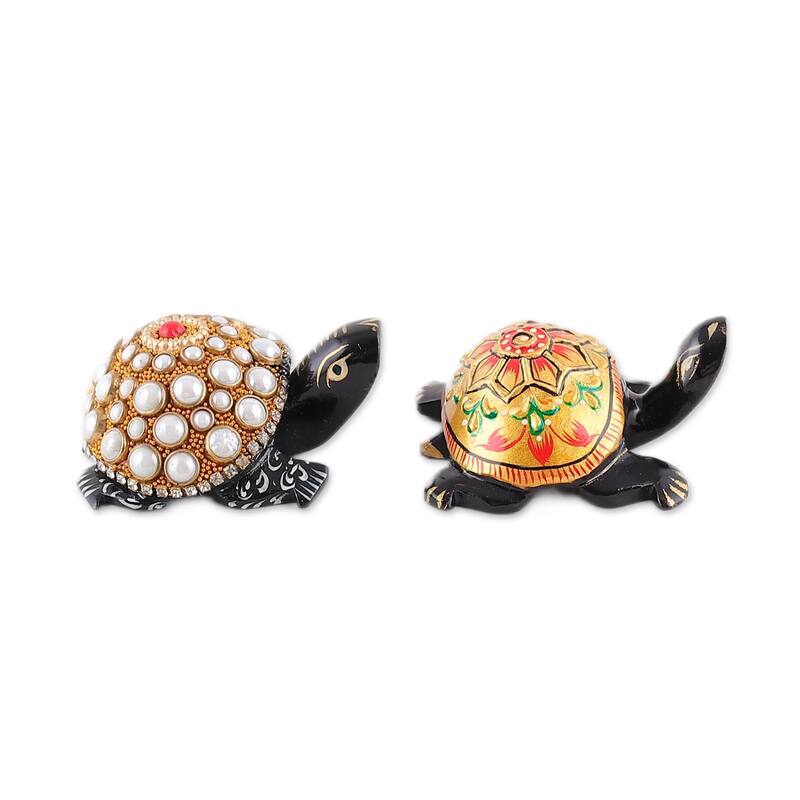 Novica Handmade Festive Turtles Wood Magnets (Pair)
