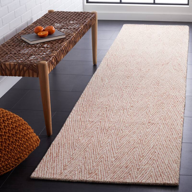SAFAVIEH Handmade Abstract Gelareh Chevron Wool Rug - 2'3" x 9' Runner - Brown/Ivory