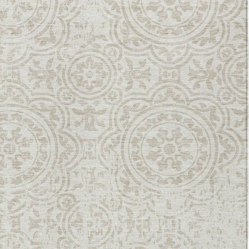 HomeRoots Medallion Transitional Rectangle Outdoor Rug