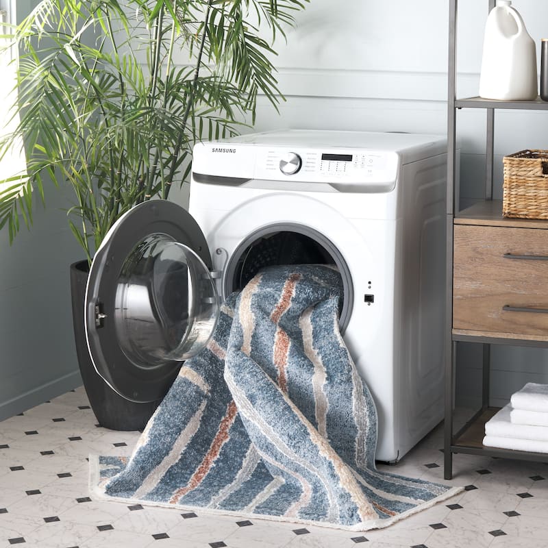 SAFAVIEH Blair Machine Washable Olimpiada Slip Resistant Rug