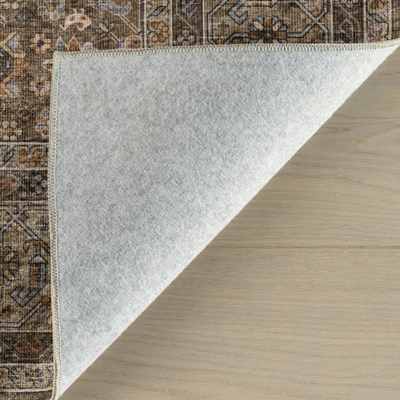 Nuloom Serelith Traditional Floral Washable Area Rug