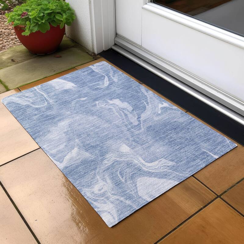 Machine Washable Indoor/ Outdoor Chantille Abstract Motion Rug - Blue - 1'8" x 2'6"
