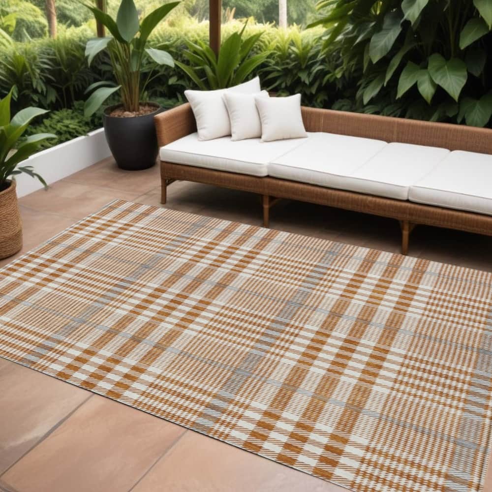 HomeRoots Plaid Transitional Rectangle Outdoor Rug