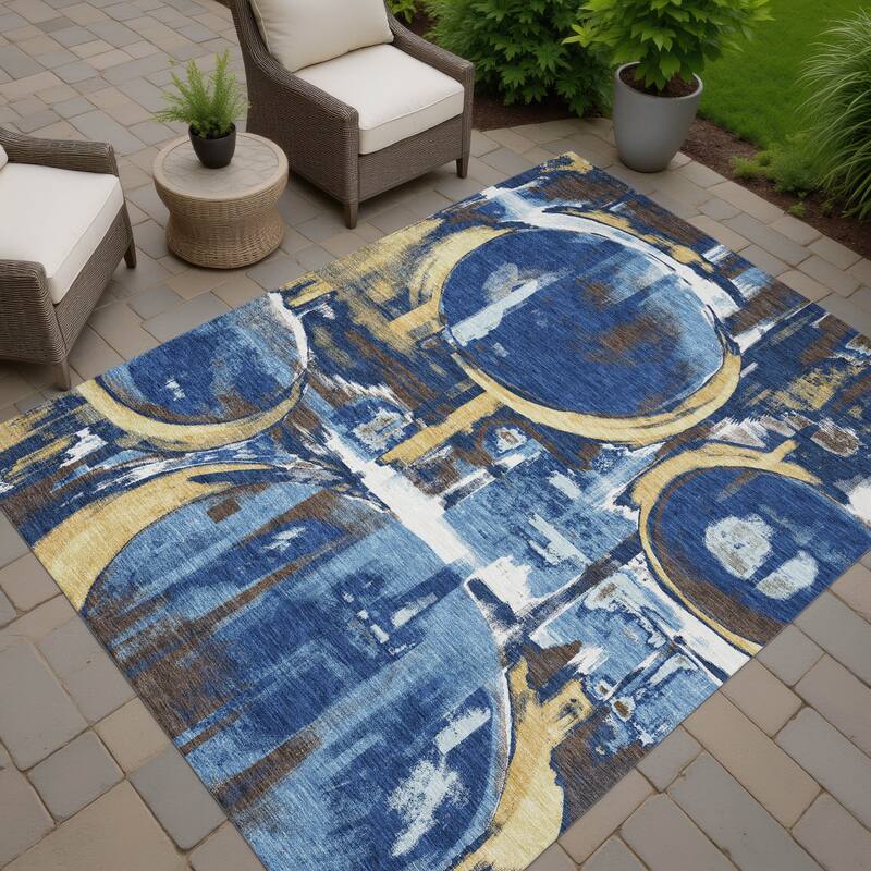 Machine Washable Indoor/ Outdoor Modern Erie Chantille Rug