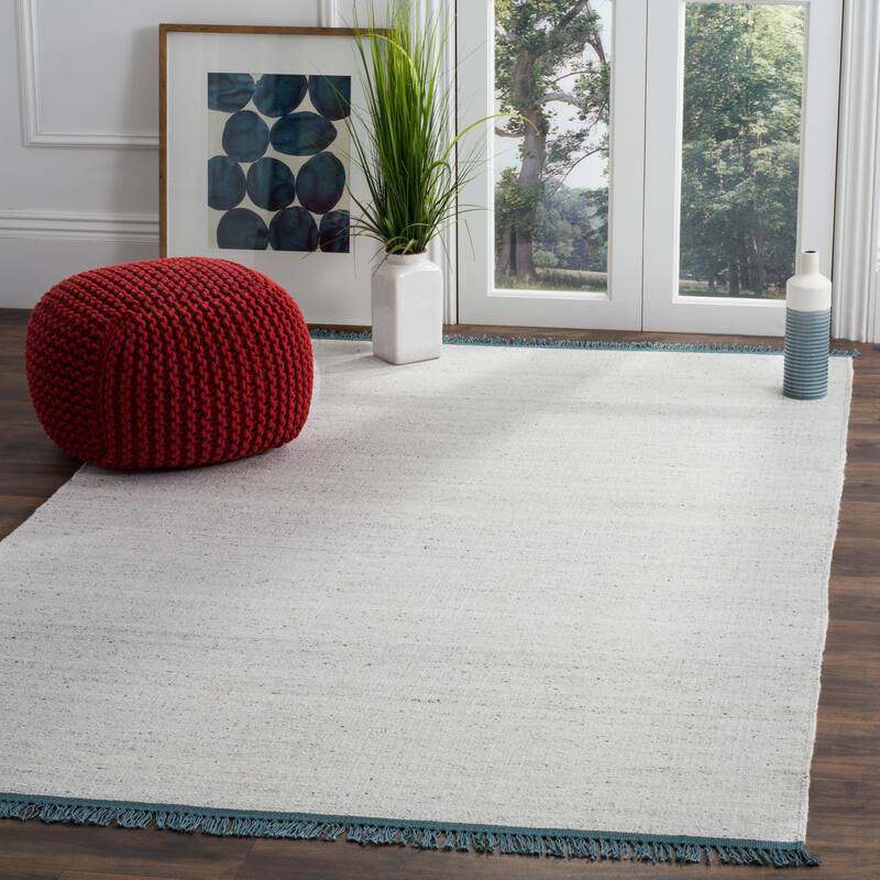 SAFAVIEH Handmade Flatweave Kilim Florea Wool Rug - 5' x 8' - Ivory/Grey