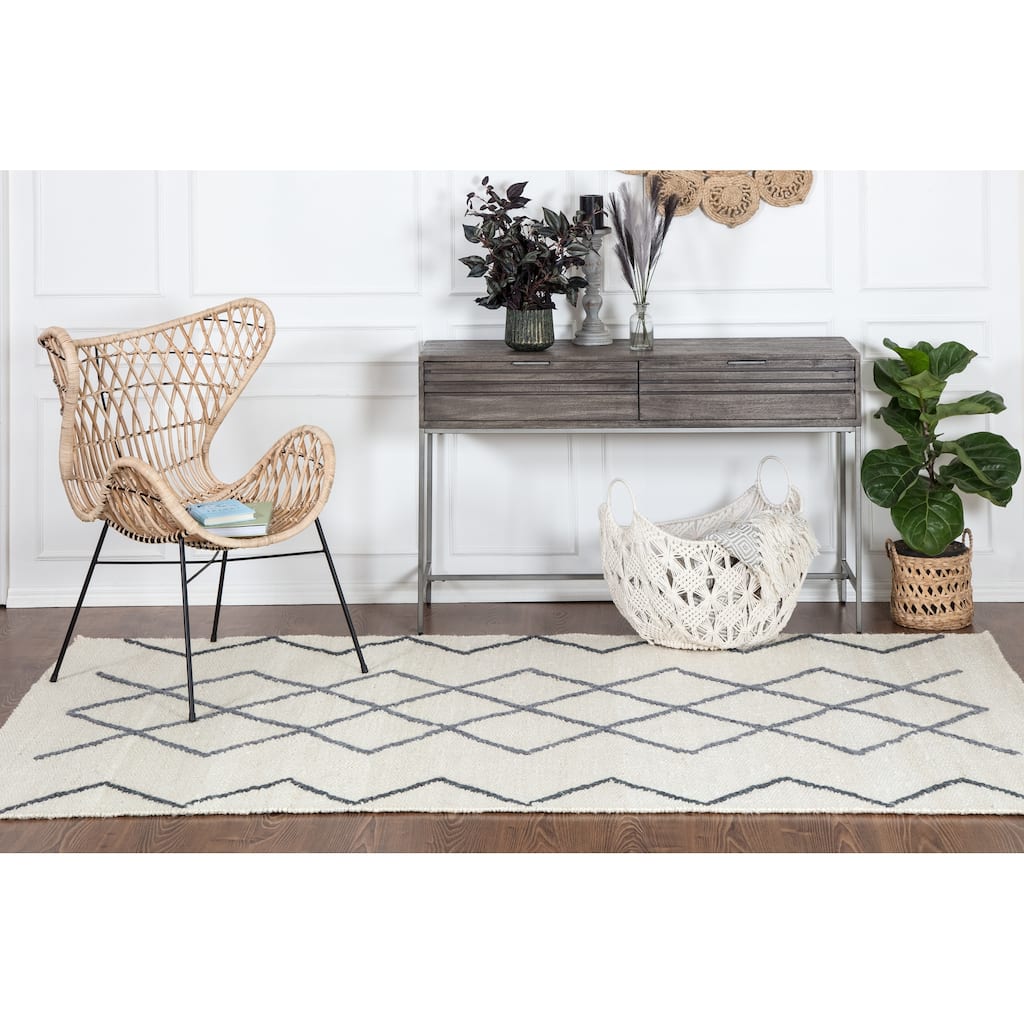 Kingston Ivory with Gray/Blue Diamond Area Rug