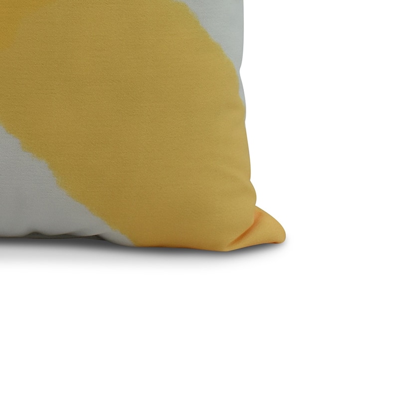 18 x 18 Inch X Marks the Spot Geometric Print Outdoor Pillow