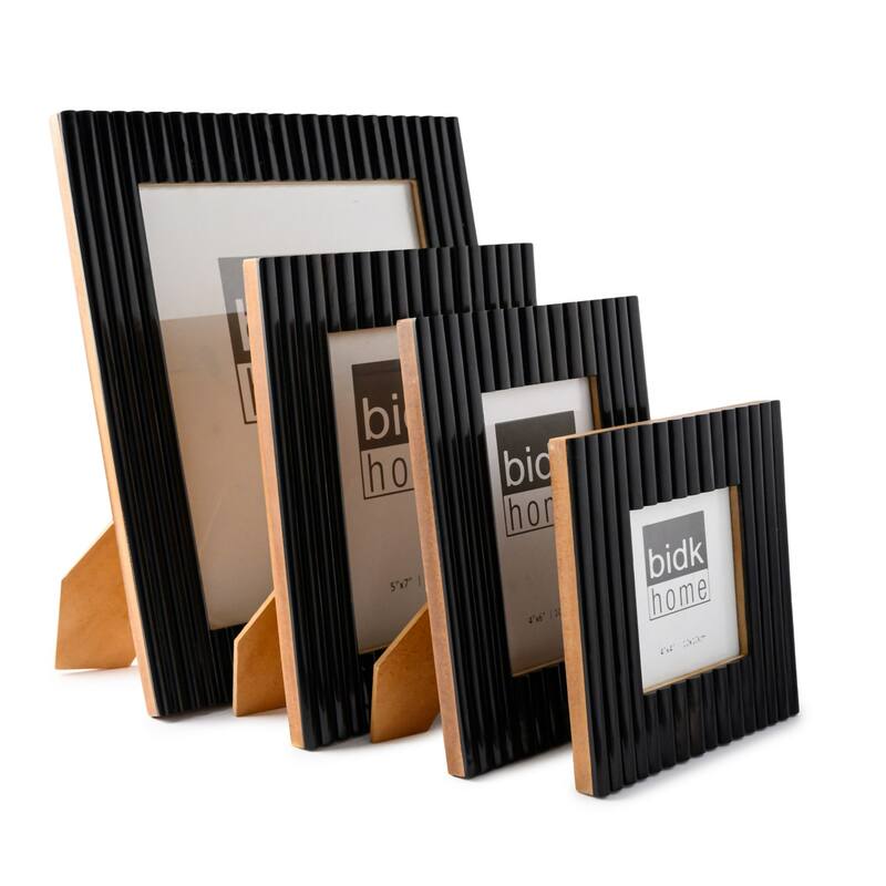 Rectangular Ridged Picture Frame - for 5" x 7" Photo - Black - 5-inchx7-inch