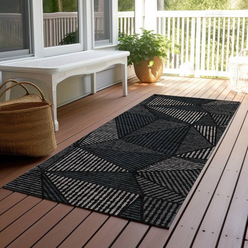 Machine Washable Indoor/ Outdoor Chantille Geometric Mosaic Rug