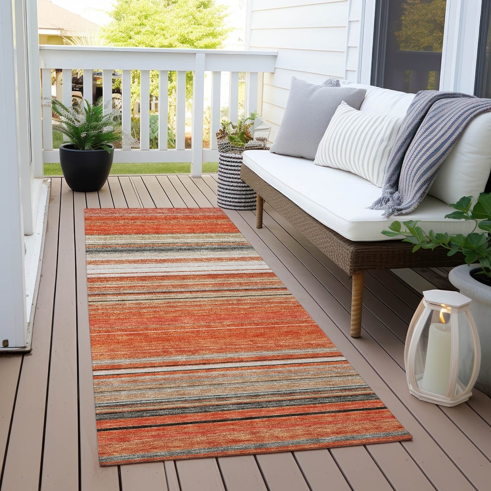 Machine Washable Indoor/ Outdoor Ombre Stripes Chantille Rug