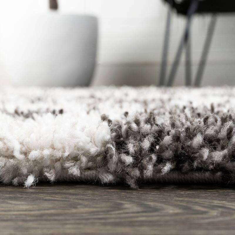JONATHAN Y Inca Geometric Shag Area Rug