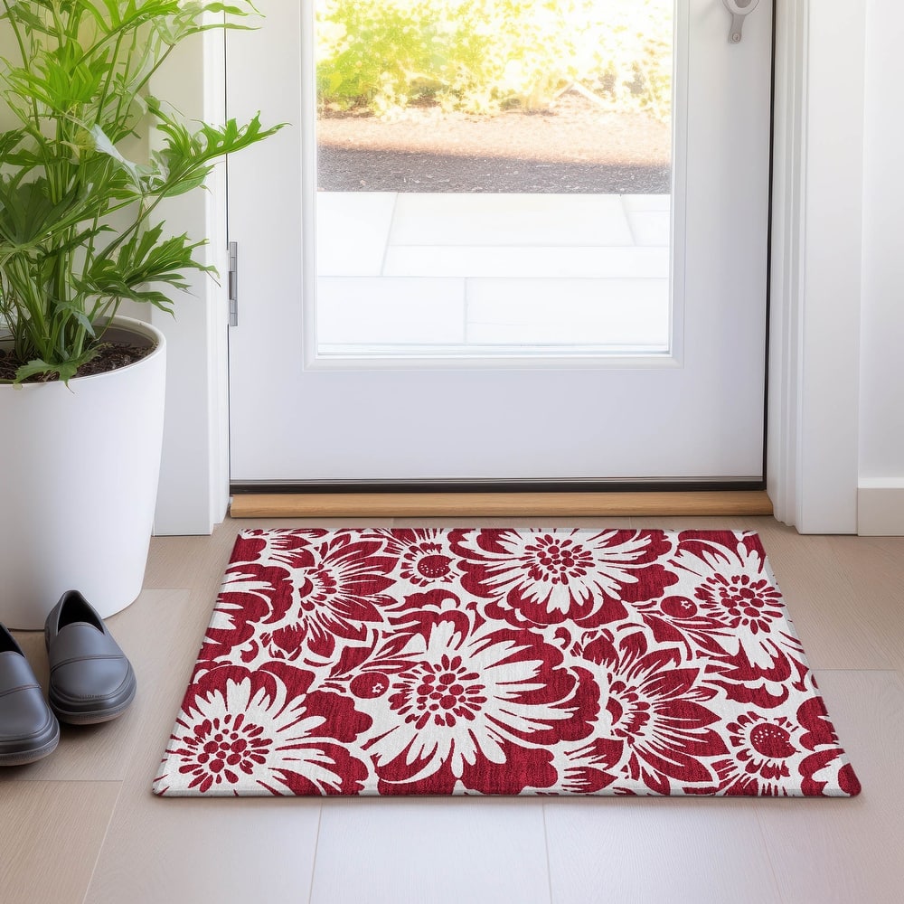 Machine Washable Indoor/ Outdoor Whimsy Floral Chantille Rug