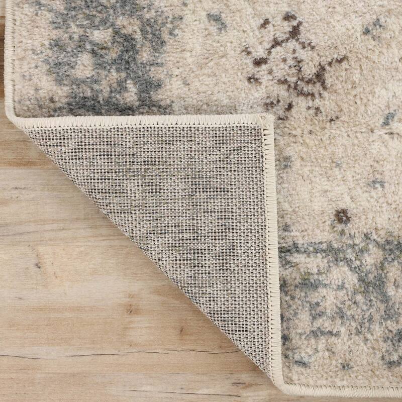 Superior Vintage Oriental Floral Polypropylene Indoor Area Rug