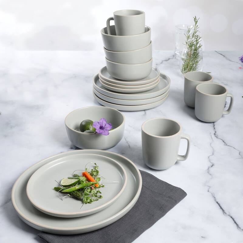 Gibson Home Zuma 16 Piece Stoneware Plates, Bowls, & Mugs Dinnerware Set - Matte White