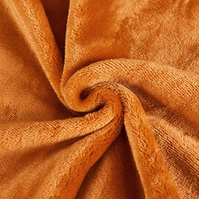 Christmas Solid Flannel Fleece Throw Blanket