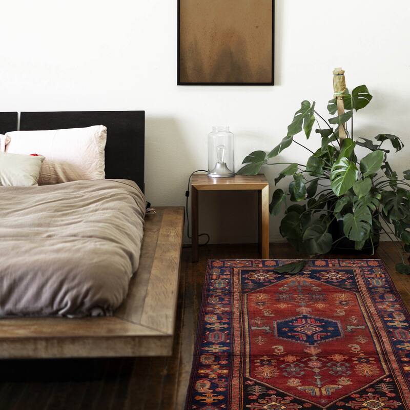 ECARPETGALLERY Hand-knotted Konya Anatolian Red Wool Rug - 4'6 x 8'2